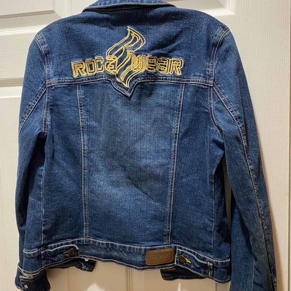 Classic RocaWear denim jacket. - Picture 2 of 6